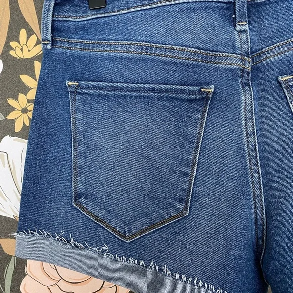 NWT Abercrombie & Fitch Harper Low Rise Short Women Size 28 (6) - Picture 10 of 15